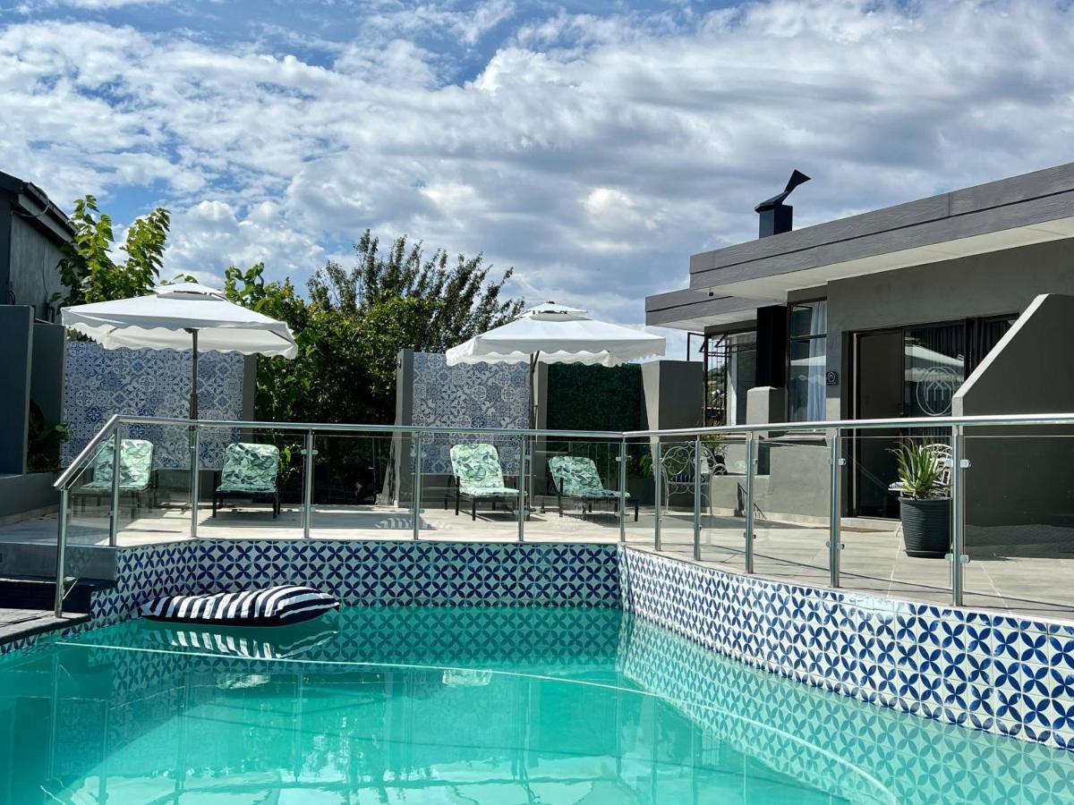 Inbloem Hotel Bloemfontein Bagian luar foto