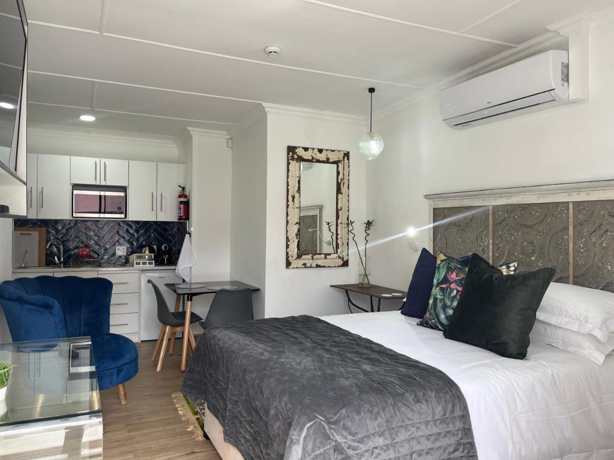 Inbloem Hotel Bloemfontein Bagian luar foto