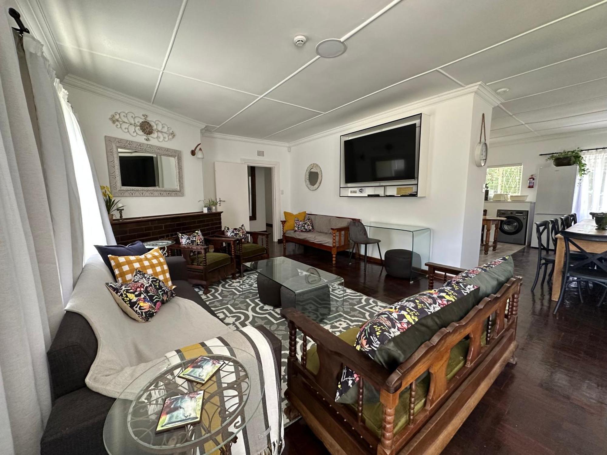 Inbloem Hotel Bloemfontein Bagian luar foto