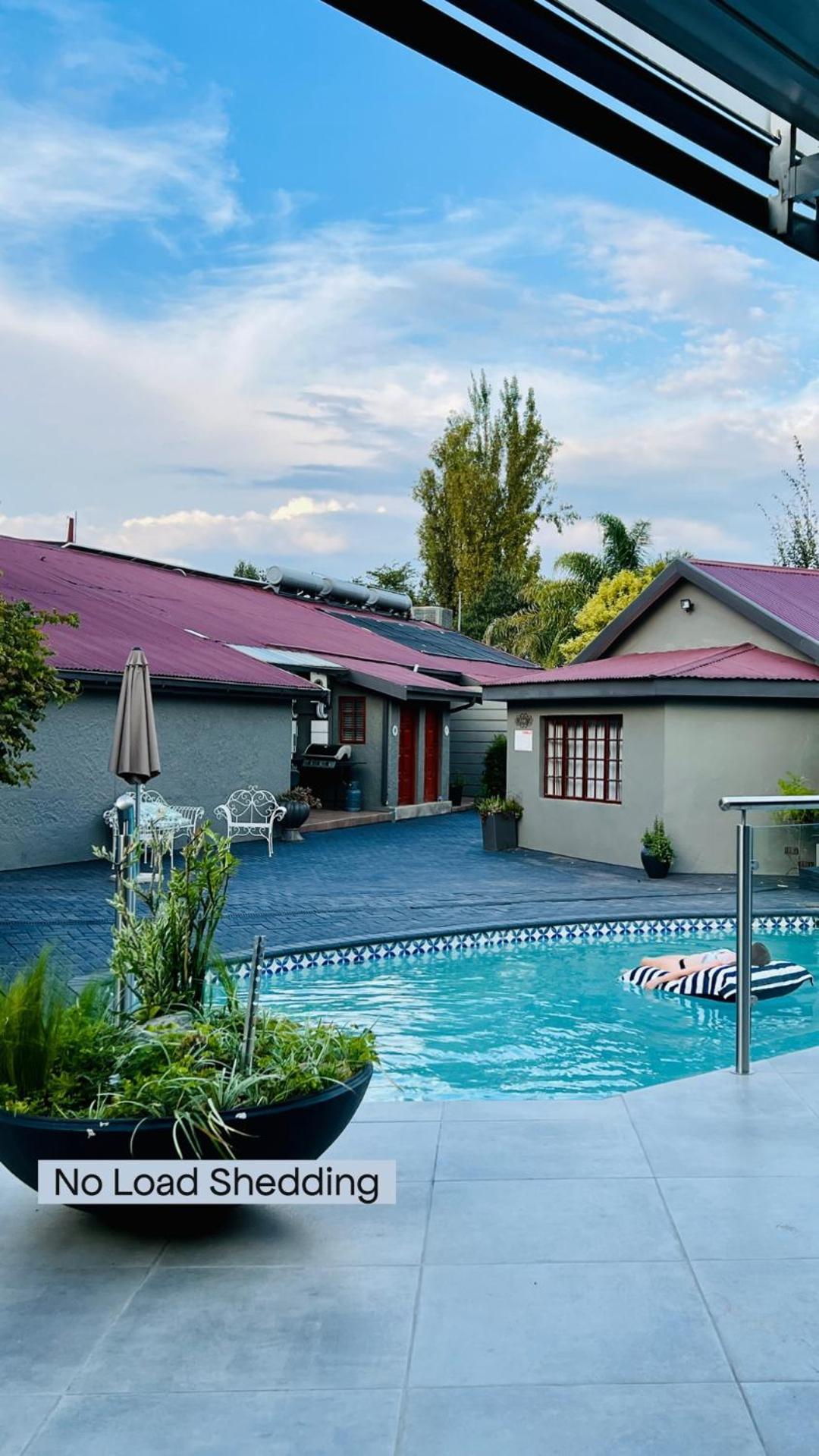 Inbloem Hotel Bloemfontein Bagian luar foto