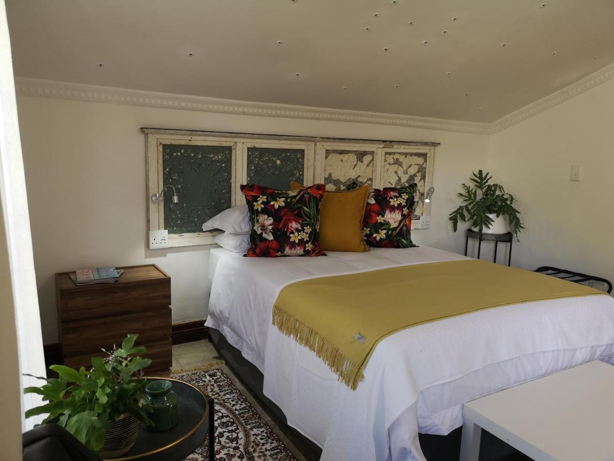 Inbloem Hotel Bloemfontein Bagian luar foto
