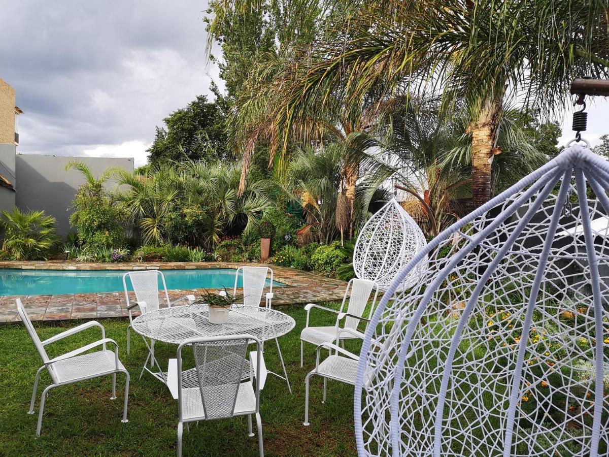 Inbloem Hotel Bloemfontein Bagian luar foto